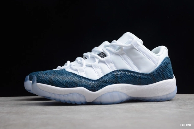 Rep 11 Snakeskin Low Jordan Navy CD6846-102 Air Blue 0819